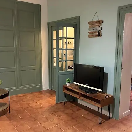 Le Petit Chateau De Διαμέρισμα *