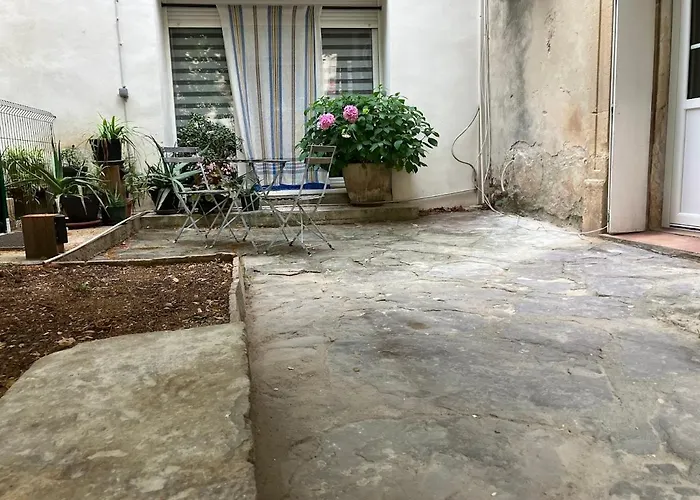 Le Petit Chateau De